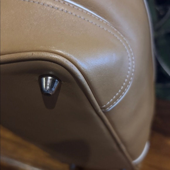 Vintage COACH Tan Soho Leather Buckle Shoulder Bag - Picture 5 of 11